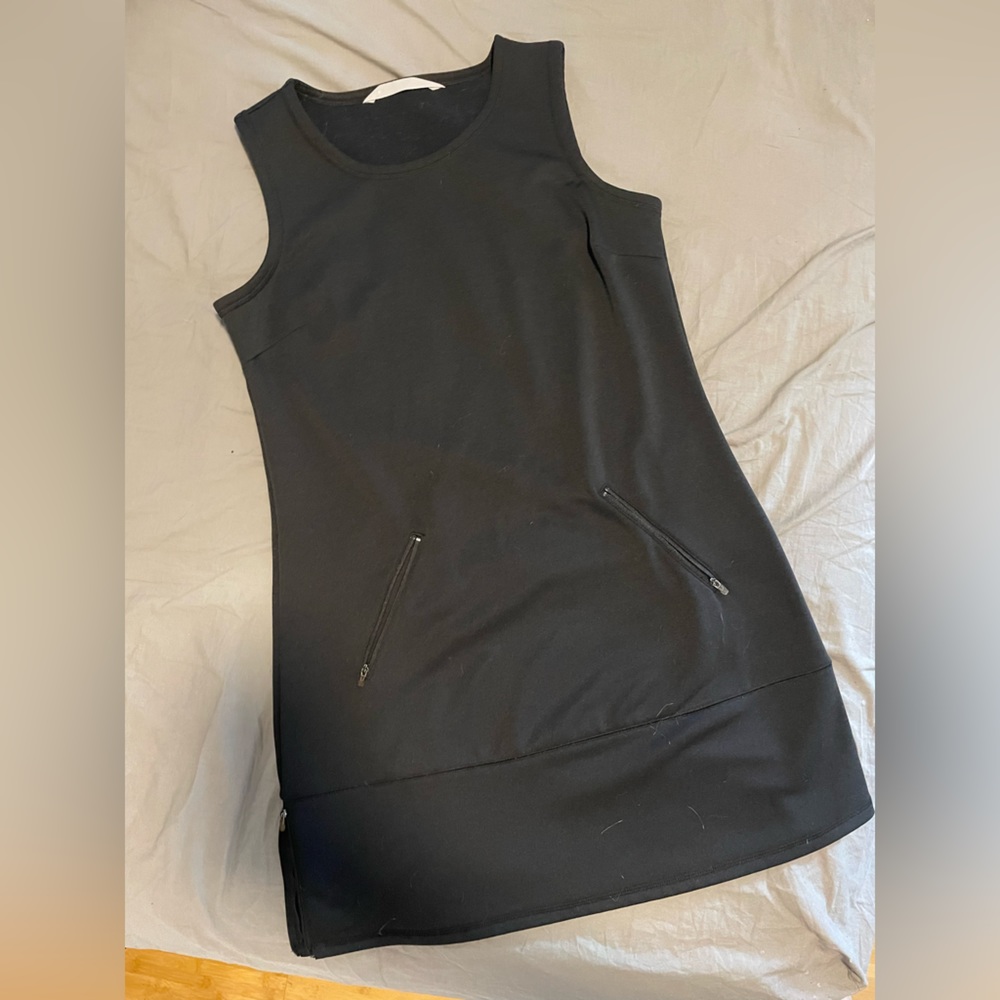 Athleta sleeveless tunic dress